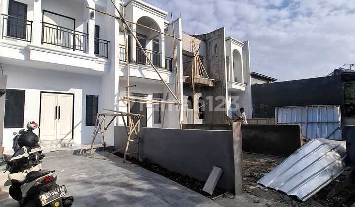 Rumah Baru 2 Lantai Siap Huni Luas Tanah 90an Di Jatiwaringin 2