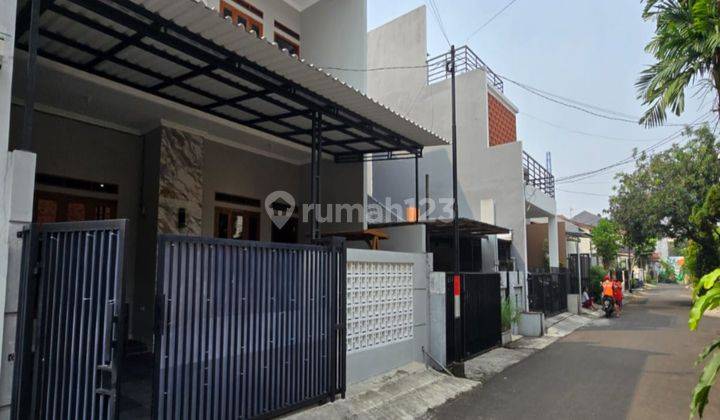 Rumah Renovasi Siap Huni Di Komplek Elite Billymoon Pondok Kelapa 2