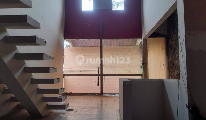 Rumah Murah Lokasi Bagus SHM di Pondok Indah, Jakarta Selatan 2