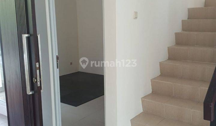 Rumah 2 Lantai Baru SHM di Bintaro, Tangerang Selatan 2