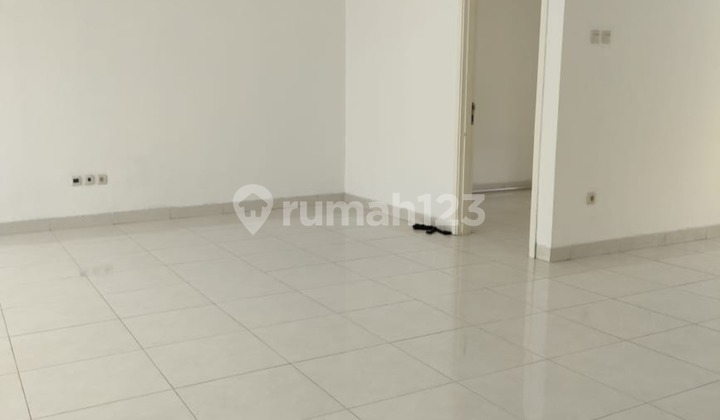 2-Story House Near Shopping Area in BIntaro 2