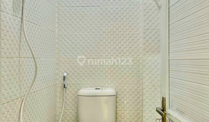 Dijual Cepat Kost UI Depok 40 Kamar + 3 KIOS Margonda Depok