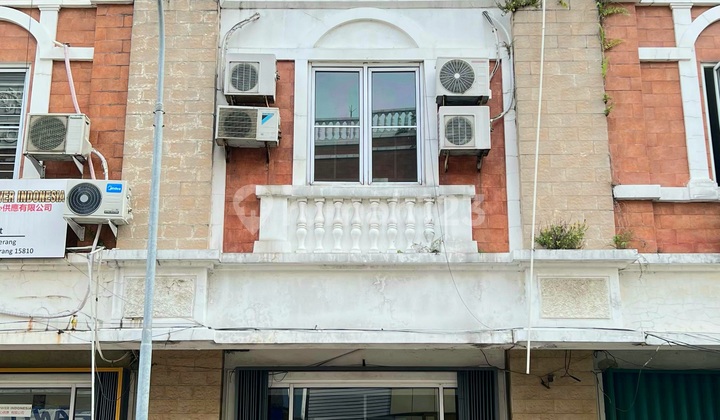 Ruko Tematik 3 Lantai Paramaount Market Place Gading Serpong Full Furnish Ruko Tematik 3 Lantai Paramaount Market Place Gading Serpong Full Furnish