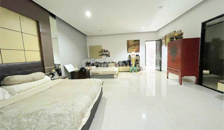 Dijual Rumah Bangunan Mandiri Mewah Full Interior Scarlet The Springs Gading Serpong Sumarecon 2