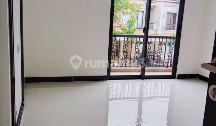 Rumah 2 Lantai Jadeite BSD City Semi furnish Asri dan Nyaman 2