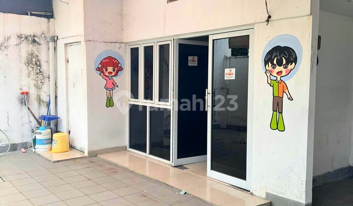 Rumah dengan Lokasi Strategis di Semper Barat Jakarta Utara 2