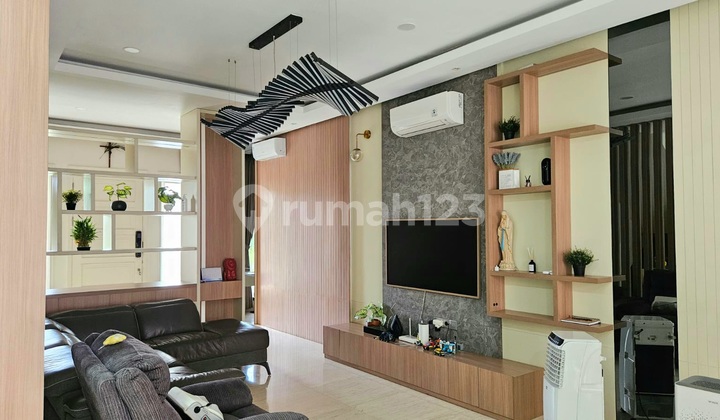 4-Story House in Emerald Cove Springs, Summarecon Gading Serpong, Fully Renovated &amp; Strategically Located