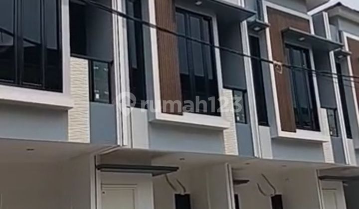 Cluster Mewah Shm 2lt. Pisangan Baru Selatan  Jaktim 1