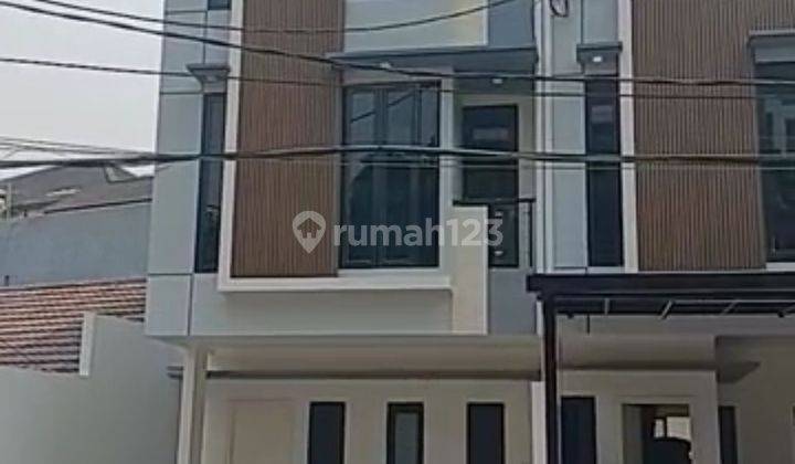 Di Jual Rumah Dekat Perkantoran 1