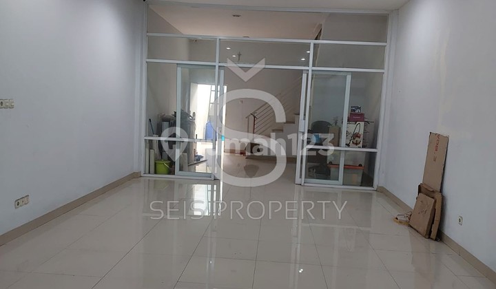 Disewakan Ruko Siap Pakai Di Ciateul Kota Bandung 1