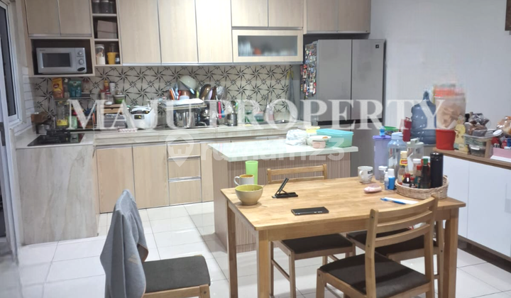 Nice House Ready to Live in Kota Wisata 2