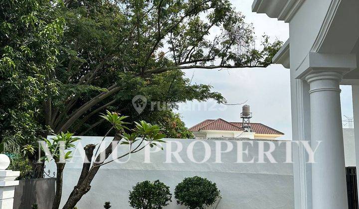 Rumah 2 Lantai Bagus Di Legenda Wisata Cibubur 2