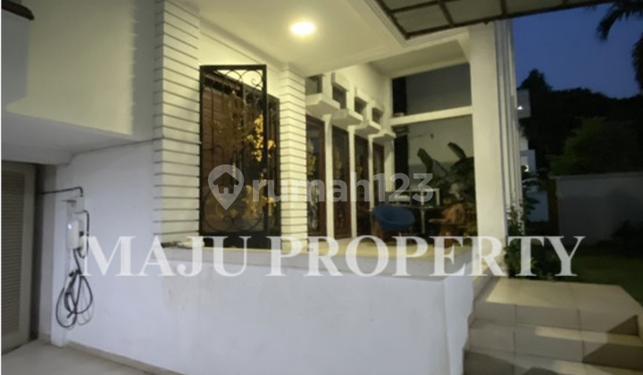 Nice House Ready to Occupy in Kota Wisata, Quick Sale 2