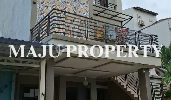 House, 3 Floors, in Kota Wisata, Ready to Occupy