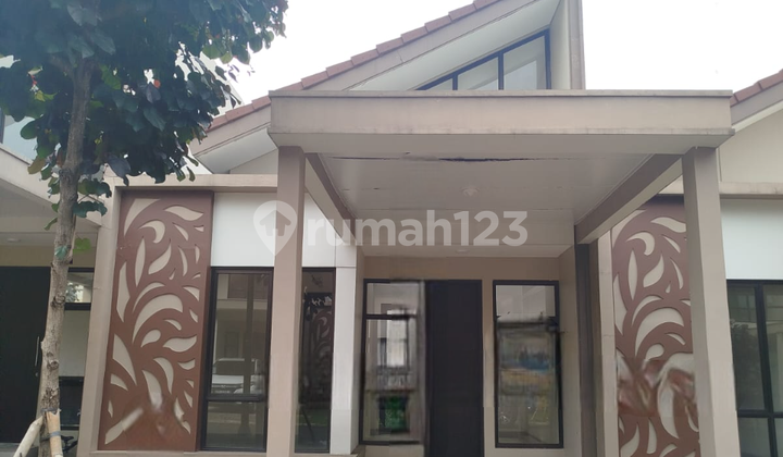 Rumah Di Podomoro Golf View, Jual Cepat Bisa Nego 1