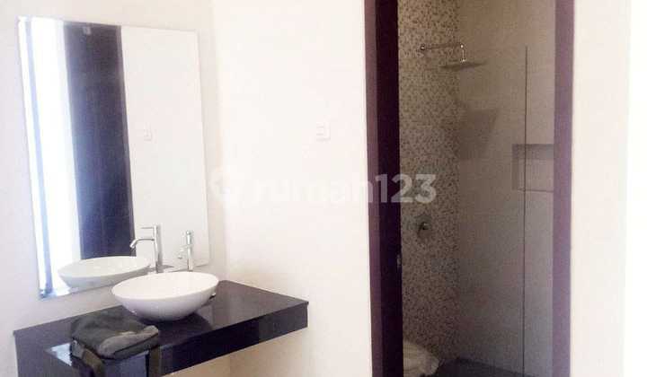 Disewakan Rumah Bagus Dan Baru Pondok Blimbing Indah Araya Malang 9