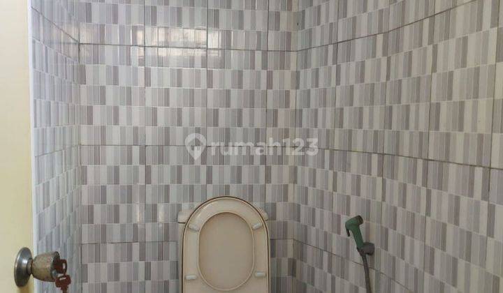 Dijual Ruko di Keramaian Jalan Letjend Sutoyo Klojen Malang 10
