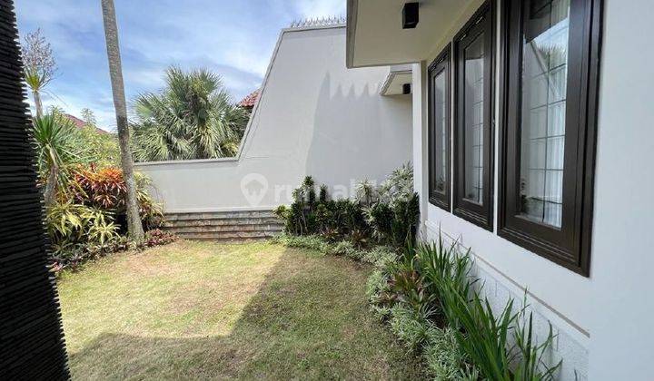 Disewakan Rumah Cantik Istana Dieng Luas Semi Furnished Malang 4