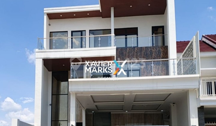 Dijual Baru Villa Mewah Cantik 4Lt Semi Furnish Dg Private Pool dan Rooftop View Gunung Arjuna Siap Huni Dekat Pesantren Almahira dan Kampus Itn 2 Akses Mudah ke Pusat Wisata dan Perbelanjaan di Tirtasani Royal Village Singosari Malang H821 Dijual Baru Villa Mewah Cantik 4Lt Semi Furnish Dg Private Pool dan Rooftop View Gunung Arjuna Siap Huni Dekat Pesantren Almahira dan Kampus Itn 2 Akses Mudah ke Pusat Wisata dan Perbelanjaan di Tirtasani Royal Village Singosari Malang H821