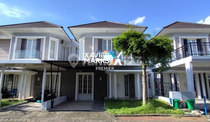tampak depan dijual rumah minimalis dan terawat
