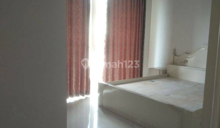kamar tidur dijual rumah semi furnish dg