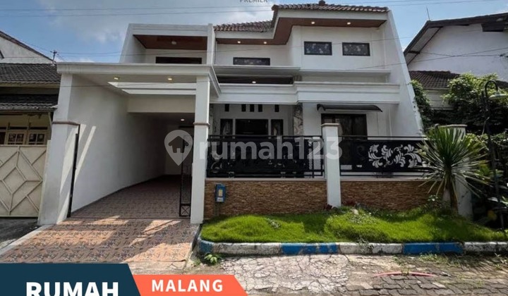 Dijual Baru Rumah Modern Minimalis 2Lt Vibes Elegan Siap Huni Lingkungan Nyaman Aman dan Tenang Lokasi Strategis Dekat Pusat Kota Mudah ke Binus University dan Plaza Araya di Pondok Blimbing Indah, Blimbing Malang Kota H146