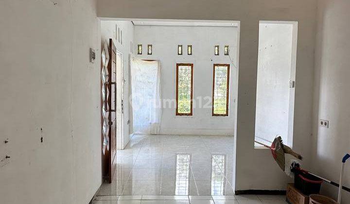 ruang tamu dijual rumah minimalis dg harga