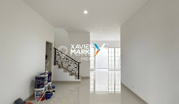 FOR SALE Beautiful American Classic 2-Story House, Very Well-Maintained and Clean Condition, Super Comfortable Vibes, Ready to Occupancy, Complete Housing Facilities, Very Strategic Location Near Many Public Facilities in Citra Garden Buring Malang City G570