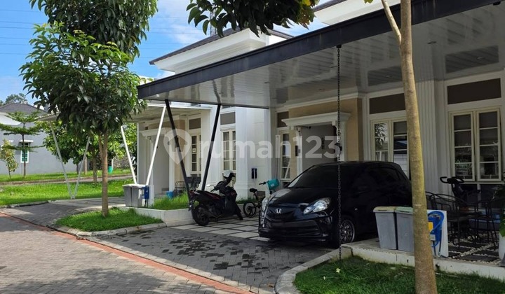 FOR SALE Beautiful Minimalist House Fully Furnished and Electronics Ready to Live In 24-Hour Security with One Gate System Mountain View and Complete Housing Facilities Easy Access to Toll Road and Near Shopping Center at Boulevard Cluster Citra Garden Buring Malang City