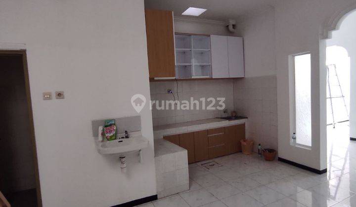 DISEWAKAN Rumah Terawat Dan Nyaman di Sulfat,Malang (A270)  14