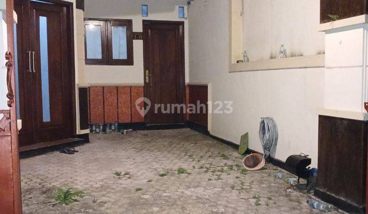 garasi/carport dijual rumah minimalis dan strategis