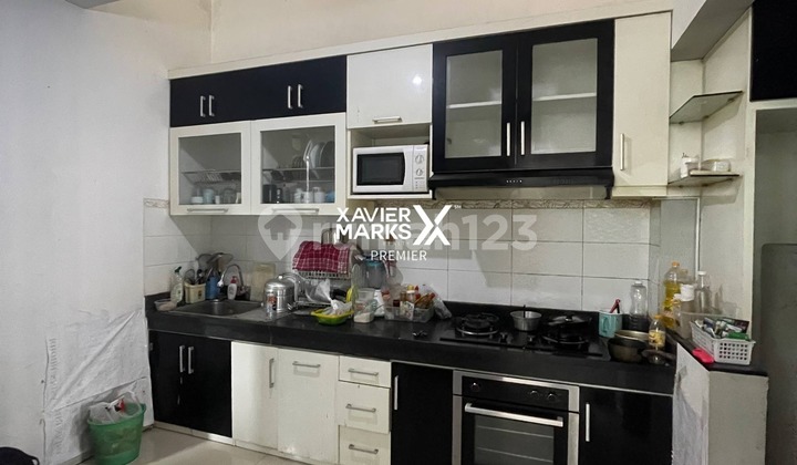 For Sale Modern 2-Story House, Well-Maintained Condition with Front and Back Gardens and Balcony Area, Move-In Ready, 24-Hour Security with One Gate System Using Access Card, Close to City Center, Steps Away from Ijen Boulevard and Malang City Point at Ijen Nirwana Klojen Malang City H159 2