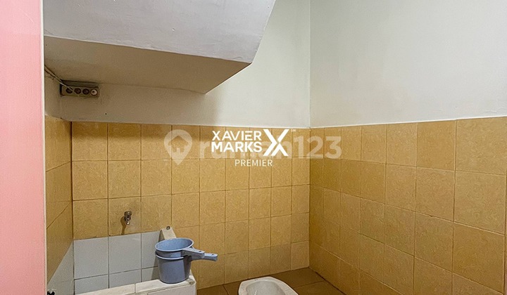 FOR SALE Well-Maintained 2-Story Shophouse with Profit Potential, Spacious Parking Area, Suitable for Culinary Business or Office, Central City Location, Easy Access to Plaza Araya at Jl. Sunandar Priyo Araya, Malang City G282 2