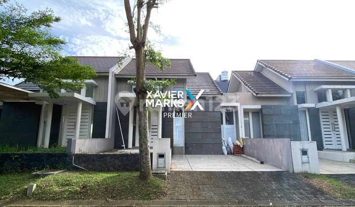 Dijual Rumah Terawat Minimalis Modern Ada Halaman Belakang Siap Huni Lingkungan Aman Dg One Gate System dan Akses Mudah ke Kampus Binus dan Plaza Mall di Araya Pakis Malang Kota H043