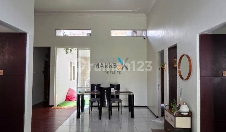 Dijual Rumah Cantik Minimalis Modern dan Semi Furnish Ada Taman Depan Luas Siap Huni Lingkungan Aman Nyaman Kawasan Elite Lokasi Strategis Tengah Kota Dekat ke Berbagai Fasilitas Umum di Greenwood Pakis Malang Kota H373 2