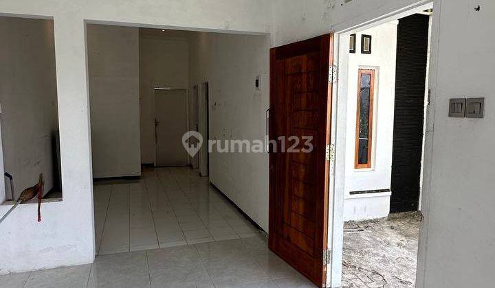ruang tamu dijual rumah minimalis dg harga