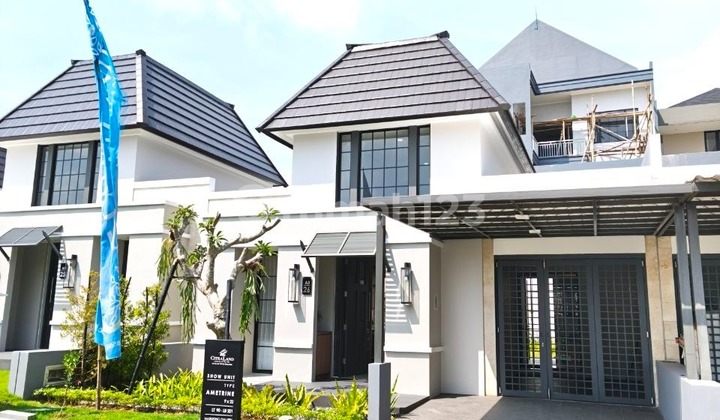 Dijual Baru Rumah Modern Mewah Full Furnish Dg Sirkulasi Udara Baik dan Layout Fleksibel Siap Huni Keamanan 24 Jam Lingkungan Tenang View Pegunungan Dekat Kampus Ternama dan Akses Mudah ke Pusat Kota di Citraland Puncak Tidar, Tidar Malang Kota H872