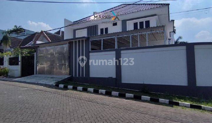 Dijual Rumah Hook Mewah 2LT Dg Harga Miring Di Kawasan Dieng C697 2