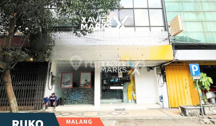Disewakan Ruko Terawat 2Lt Sudah Dak Cor Kondisi Bersih Eks Bank Siap Pakai Row Jalan Lebar Area Parkir Luas Lltrategis Dekat Kawasan Bisnis dan Cocok untuk Usaha Bank atau Kantor di Jl Sultan Syahrir Malang Kota G809 Disewakan Ruko Terawat 2Lt Sudah Dak Cor Kondisi Bersih Eks Bank Siap Pakai Row Jalan Lebar Area Parkir Luas Lltrategis Dekat Kawasan Bisnis dan Cocok untuk Usaha Bank atau Kantor di Jl Sultan Syahrir Malang Kota G809