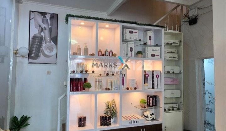 For Sale Well-Maintained 2-Story Shop House Fully Furnished with Parking Area Ready to Use Central City Location Suitable for Beauty Business or Salon Easy Access to ABM Campus and Suhat Highway on Candi-Candi Street, Malang City H721 2