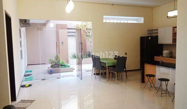 Disewakan Rumah Minimalis Modern Dan Full Furnish Di Araya E547 2