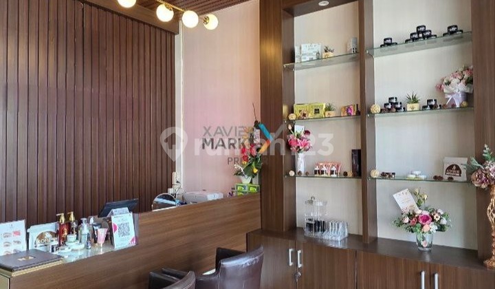 For Sale: Well-Maintained 2-Story Shop House Fully Furnished, Good Condition, Clean, with Warehouse and Spacious Parking Area. Central Location near Suhat Main Road and ABM Campus, Suitable for Salon or Beauty Business. Located on Candi-Candi Soekarno Hatta Street, Malang City. H722 2