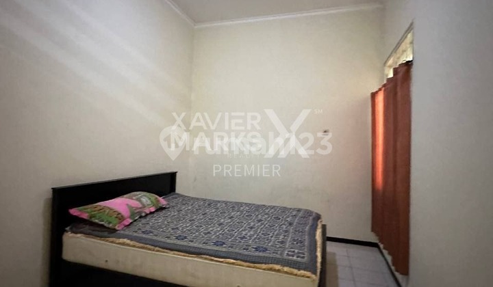 kamar tidur dijual rumah terawat dg area