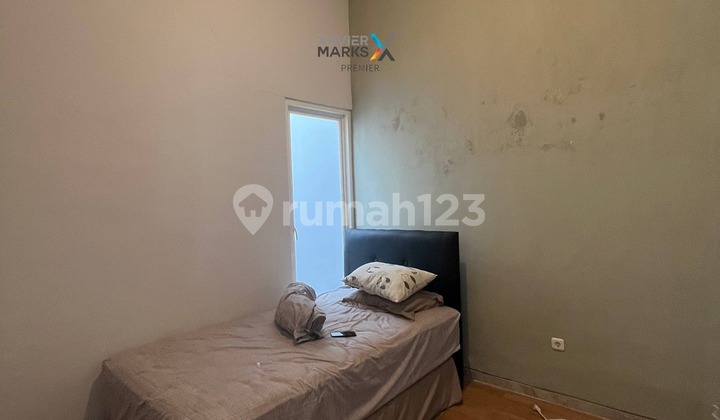 For Sale Modern 2-Story House, Well-Maintained Condition and Semi-Furnished, Move-In Ready, Safe and Comfortable Environment, Strategic Location Just Steps Away from Akasia Restaurant and Citraland Puncak Tidar with Cool Air in Austinville, Malang City H622 2