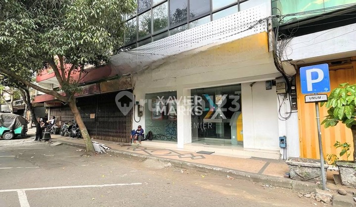 Disewakan Ruko Terawat 2Lt Kondisi Bersih Eks Bank Cor Dak Atas Siap Huni Lokasi Strategis Ada Area Parkir Luas Row Jalan Lebar Cocok untuk Kantor atau Tempat Les di Jl Sultan Syahrir Klojen Malang Kota G808 Disewakan Ruko Terawat 2Lt Kondisi Bersih Eks Bank Cor Dak Atas Siap Huni Lokasi Strategis Ada Area Parkir Luas Row Jalan Lebar Cocok untuk Kantor atau Tempat Les di Jl Sultan Syahrir Klojen Malang Kota G808