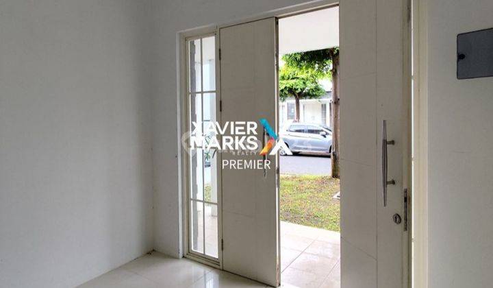 ruang tamu dijual rumah minimalis dan terawat