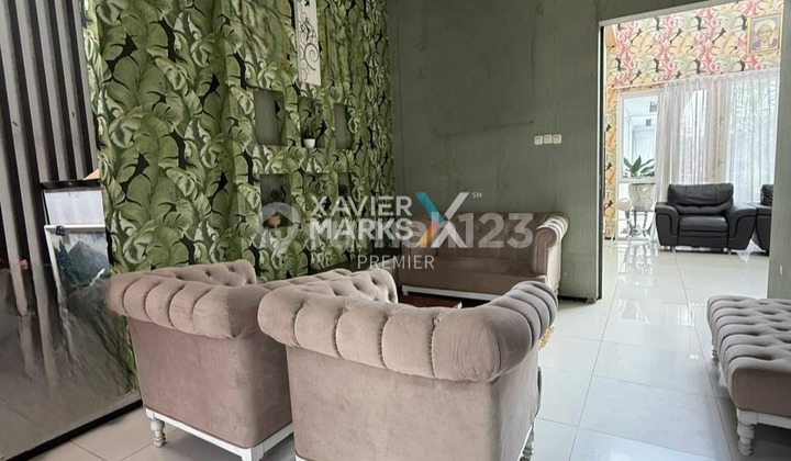 For Sale Beautiful Minimalist Modern House with Furnishings, Private Swimming Pool, Ready to Occupy. Located in a One Gate System Cluster Environment, Close to Araya Club House. Easy Access to City Center and Conveniently Located Near Everything in Boulevard Cluster Golf Blimbing, Malang City H385 2