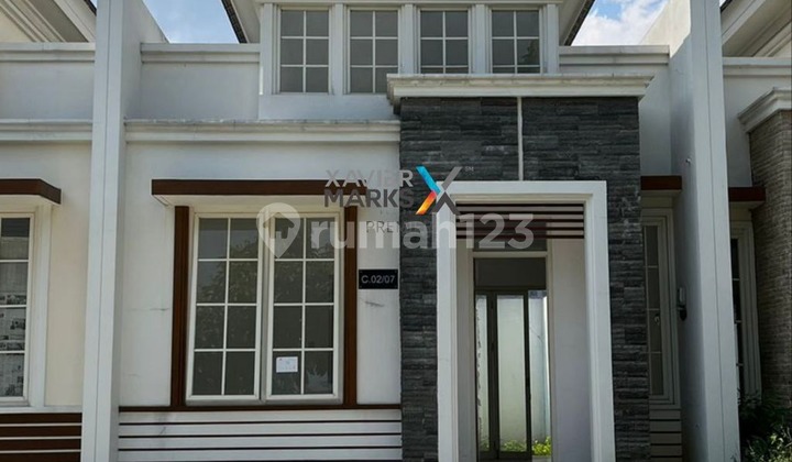 For Sale Beautiful Minimalist House New Condition Has Backyard Ready to Occupied 24-Hour Security Mountain View Cool Air Strategic Location Near Airport and Toll Exit Easy Access to Shopping Center at Citra Garden Malang City G896 For Sale Beautiful Minimalist House New Condition Has Backyard Ready to Occupied 24-Hour Security Mountain View Cool Air Strategic Location Near Airport and Toll Exit Easy Access to Shopping Center at Citra Garden Malang City G896