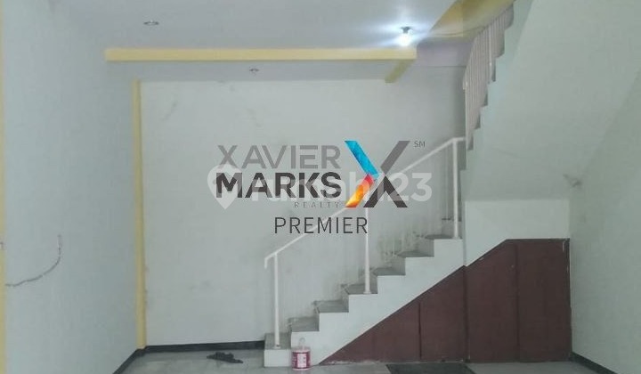 For Sale: Nice, Clean 2-Story Shop House, Newly Renovated with Warehouse and AC Facilities, Spacious Parking Area, Ready to Occupy. Located in the Center of Commercial Area, Suitable for Office or Other Businesses. Easy Access, Located at the Start of Boulevard Street, Malang City H867. 2