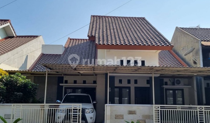 Dijual Cantik Minimalis 2Lt dan Full Furnish Kondisi Bagus Terawat Siap Huni Lingkungan Nyaman Asri Lokasi Strategis Akses Mudah ke Pusat Perbelanjaan dan Sekolah Dekat Kawasan Bisnis di Graha Pelita Asri Blimbing Malang Kota H467